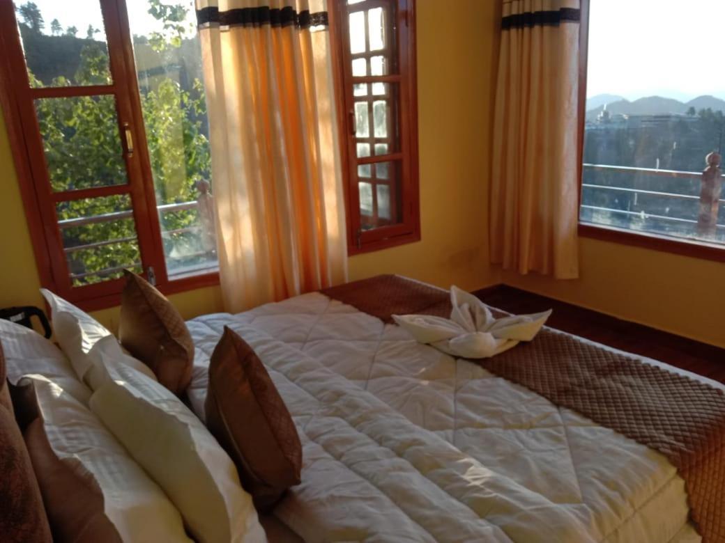 Hotel Floret Sojourn Šimla Exteriér fotografie
