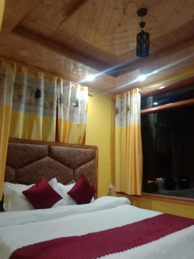 Hotel Floret Sojourn Šimla Exteriér fotografie