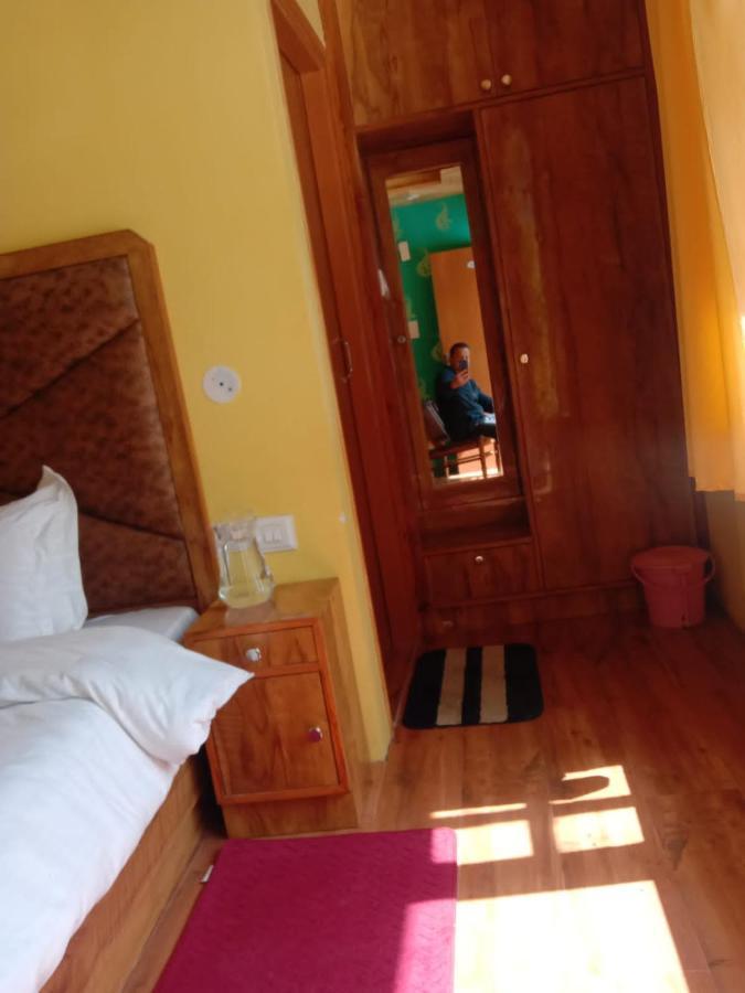 Hotel Floret Sojourn Šimla Exteriér fotografie
